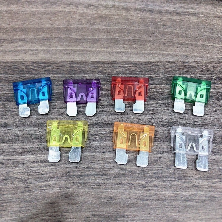 Cầu chì ôtô loại Trung ( hộp 100 cái )