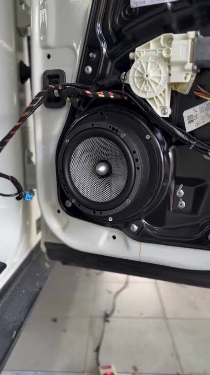 Focal 165 AS loa cánh 2 ways