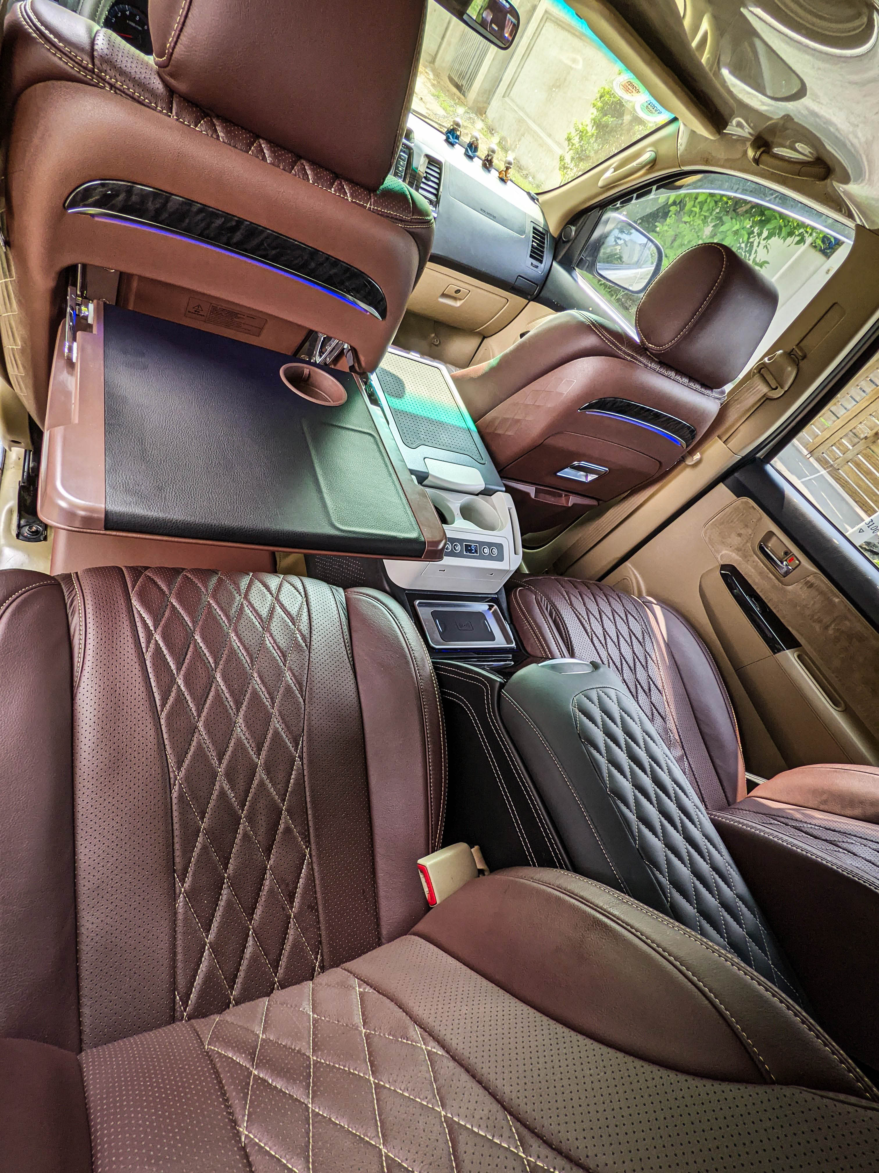 độ limousine fortuner