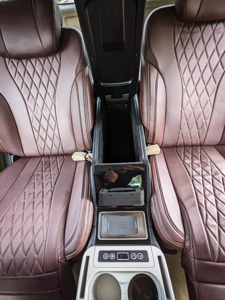 Độ Ghế Limousine Toyota Fortuner