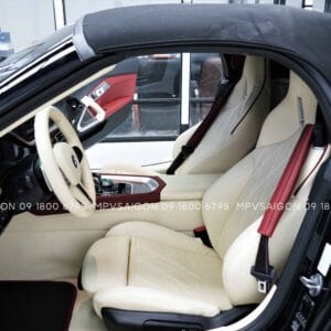 Bọc da đổi màu nội thất dành cho BMW Z4