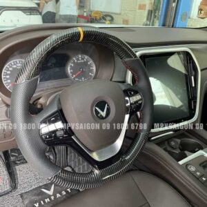 Bọc da vô Lăng và vô lăng carbon xe VinFast VF3