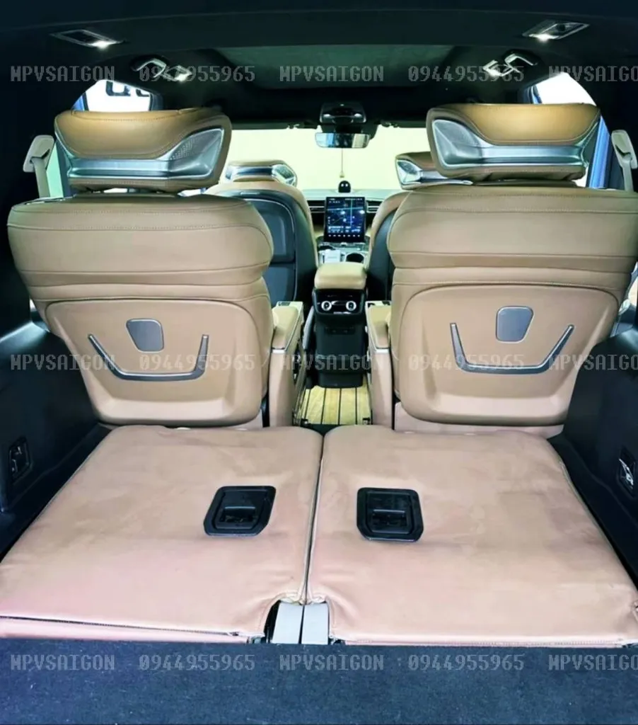 Độ ghế Limousine thương gia Toyota Veloz: báo giá mới nhất - Ảnh 4