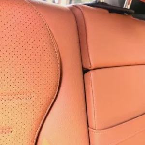 Độ ngả lưng ghế hàng hai Mercedes Benz GLC