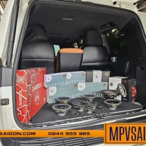 LAND CRUISER LC300 NÂNG CẤP LOA VỚI THƯƠNG HIỆU Ý VÀ PHÁP: GIẢI PHÁP NÂNG CẤP GIỮ ZIN TOÀN BỘ