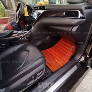 Sàn gỗ tự nhiên Toyota Camry: sang trọng và đẳng cấp hơn hẳn