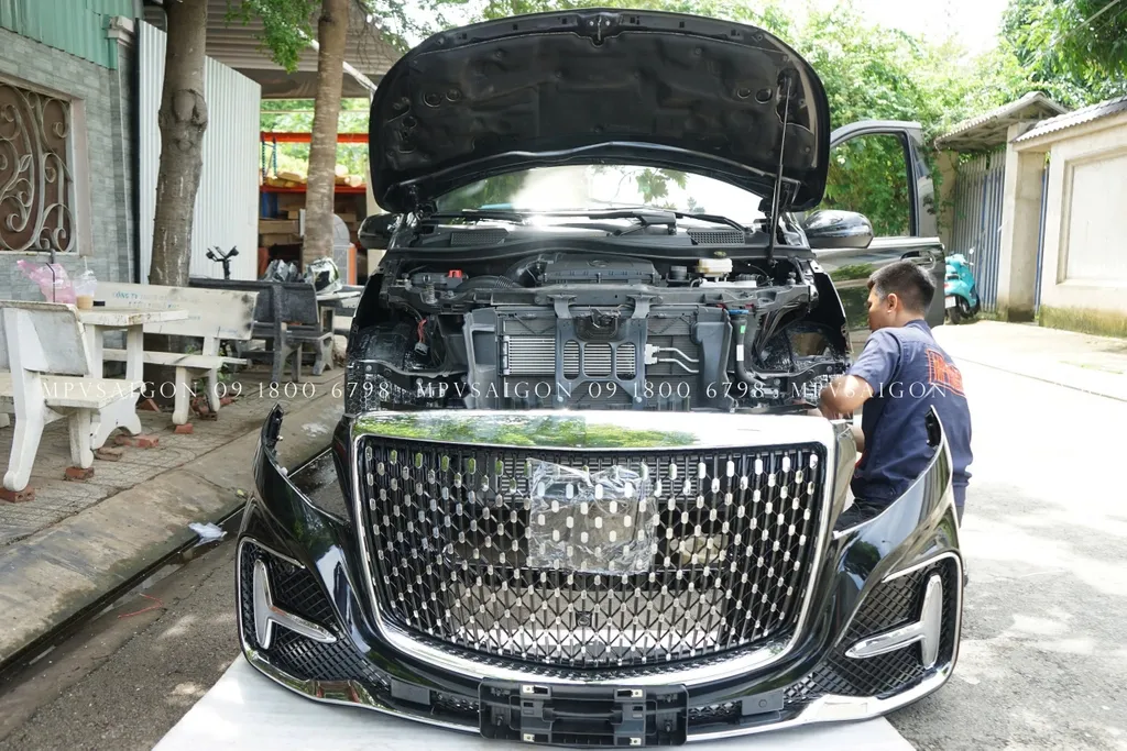 Nâng cấp body kit MERCEDES BENZ V250 bản 2024 - mẫu Starry - Ảnh 2