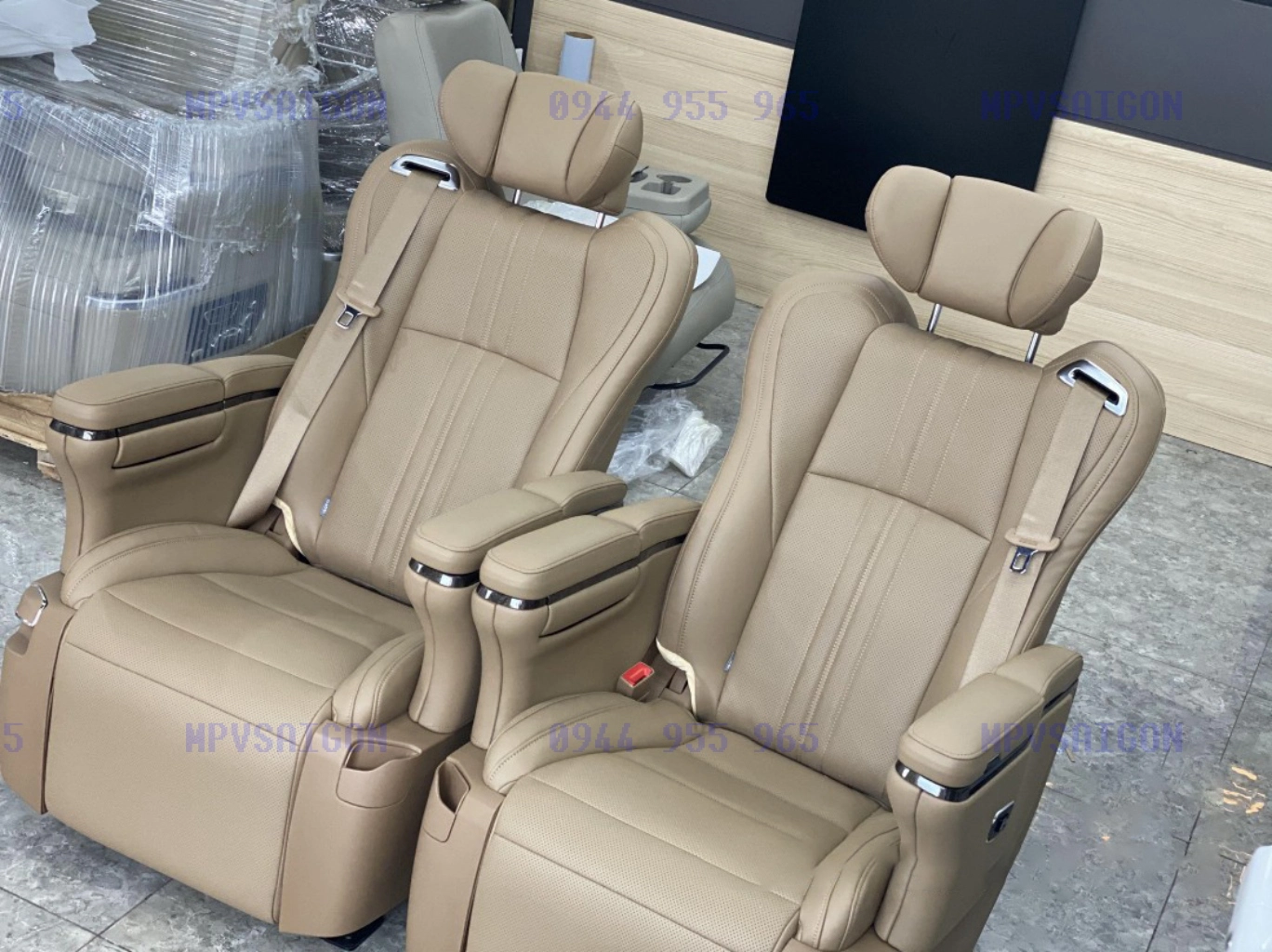 Nâng cấp ghế Limousine Toyota Alphard nhập khẩu