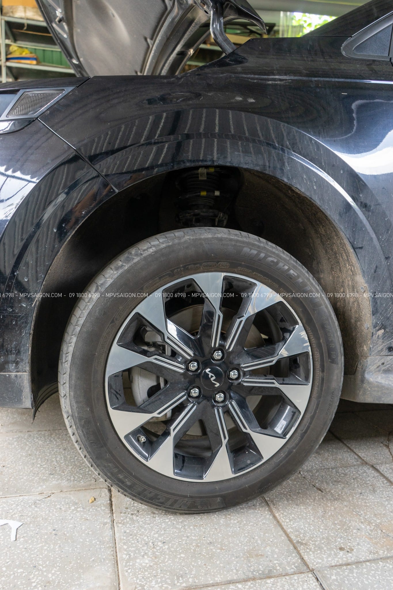 nâng gầm kia carnival 2026 trước tăng 3.5cm sau 5.5cm