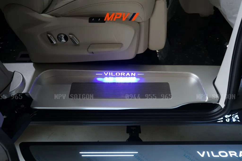 Ốp nhôm chống trầy bậc lên xuống có LED xe Viloran - Ảnh 8
