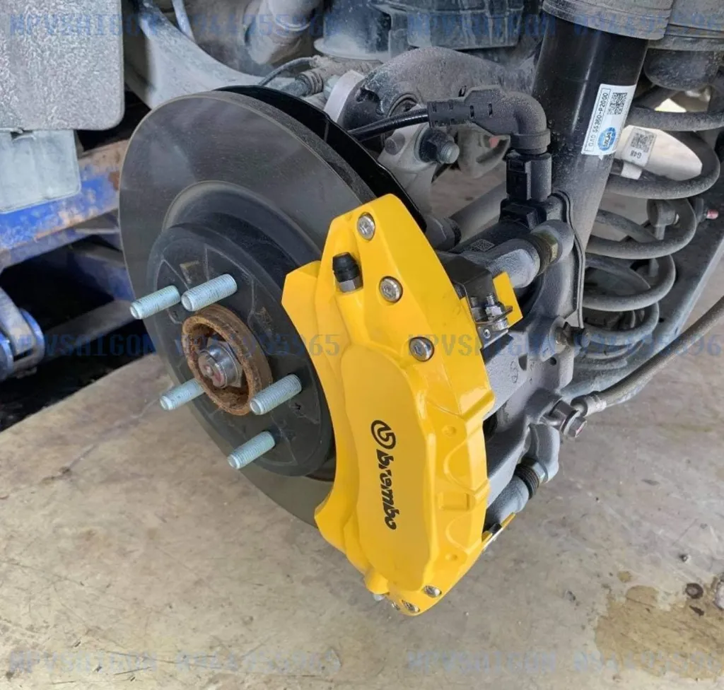 Ốp phanh Brembo cho Kia Carnival 2024 2025 - Ảnh 5