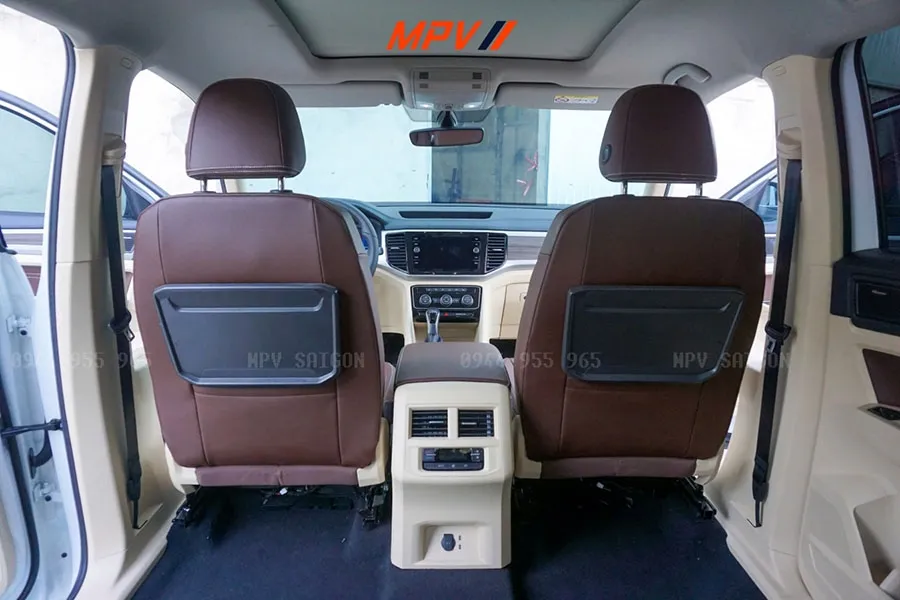 Volkswagen Teramont đổi màu nội thất: Phối màu sang trọng, thi công chuẩn zin - Ảnh 2