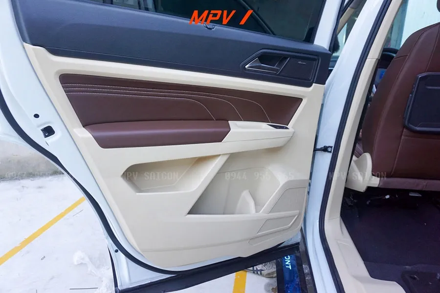 Volkswagen Teramont đổi màu nội thất: Phối màu sang trọng, thi công chuẩn zin - Ảnh 24