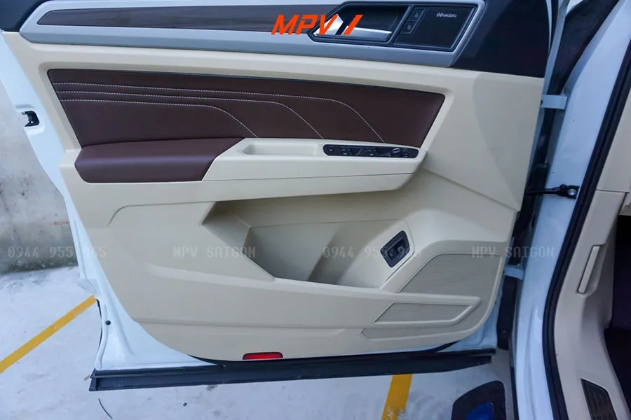 Volkswagen Teramont đổi màu nội thất: Phối màu sang trọng, thi công chuẩn zin - Ảnh 22