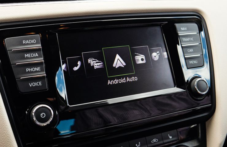 8 tính năng Android Auto "đỉnh cao" giúp bạn lái xe thông minh hơn