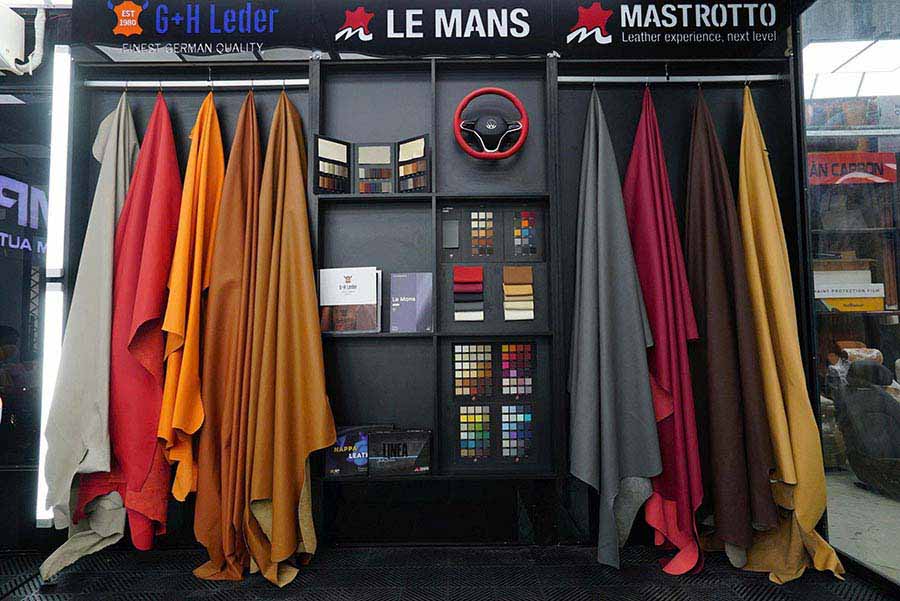 ALCANTARA TRONG NÂNG CẤP NỘI THẤT Ô TÔ: ĐẲNG CẤP ĐẾN TỪ CHẤT LIỆU