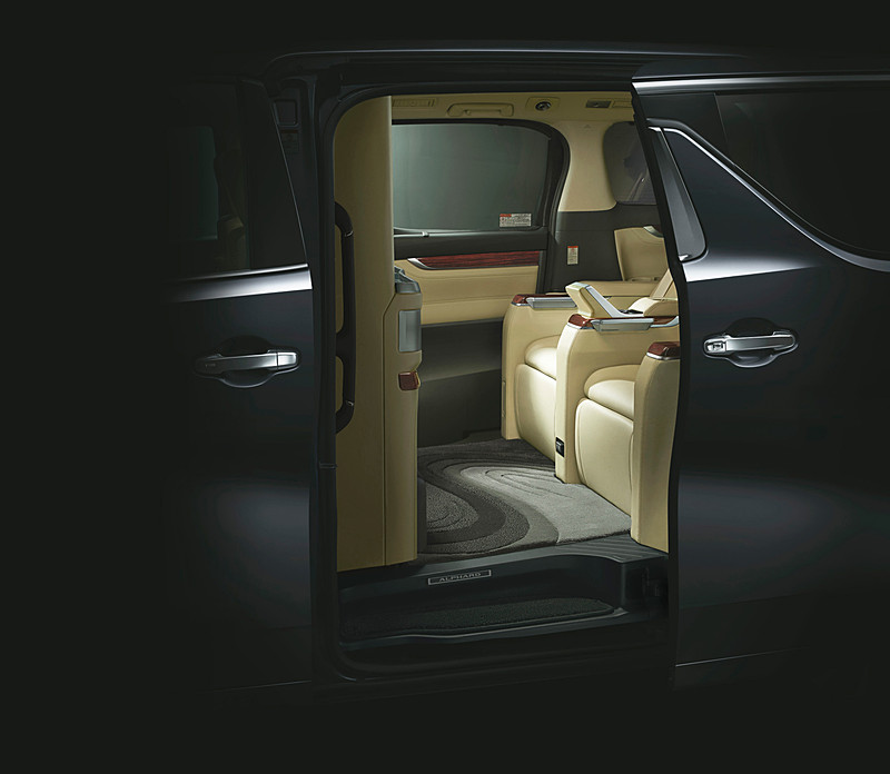 TOYOTA ALPHARD VÀ TOYOTA VELLFIRE THẾ HỆ MỚI: SANG TRỌNG HƠN, AN TOÀN HƠN VỚI TSS 2