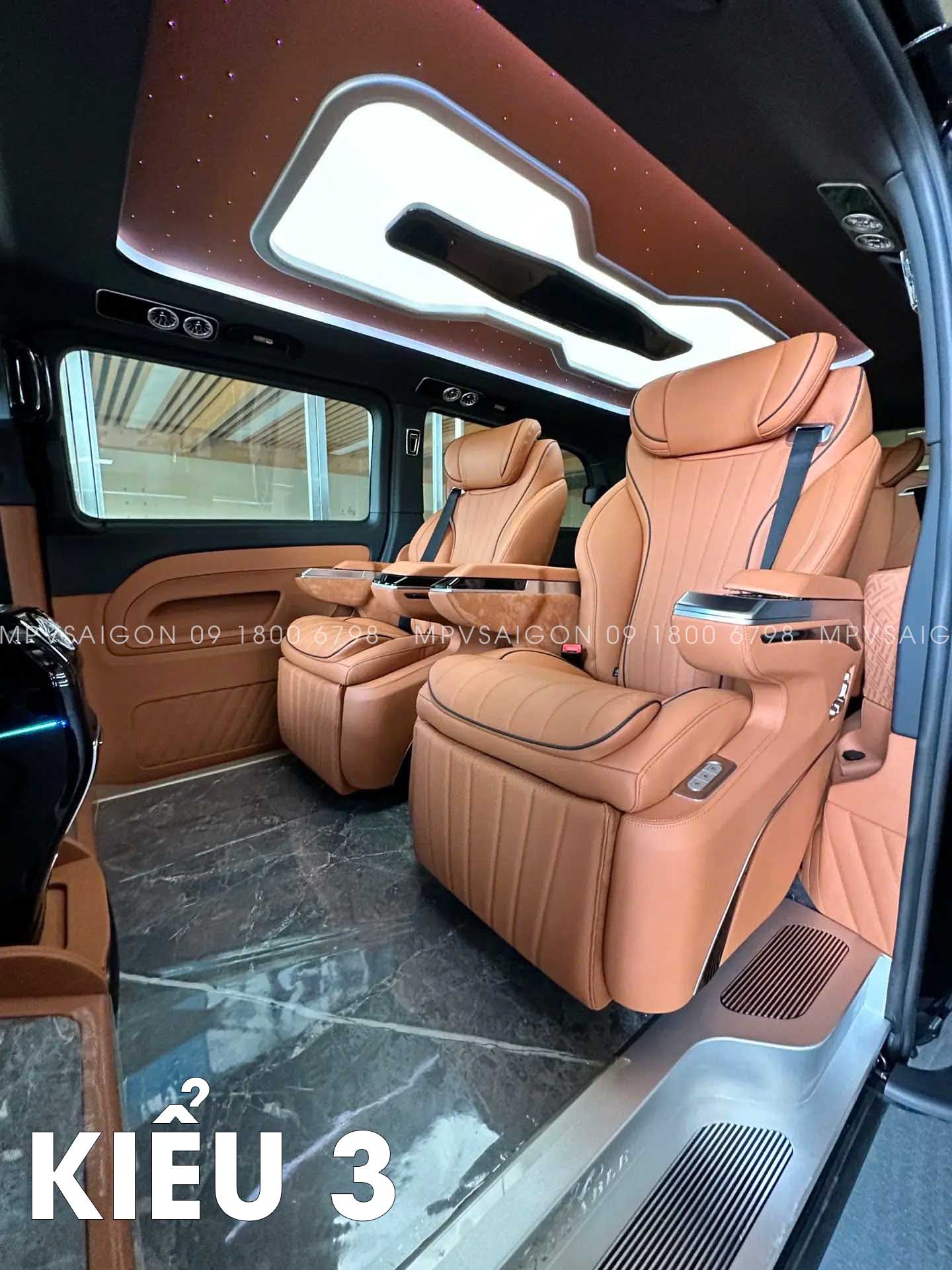 CÁC MẪU ĐÈN TRẦN MERCEDES BENZ V250 TẠI MPVSAIGON