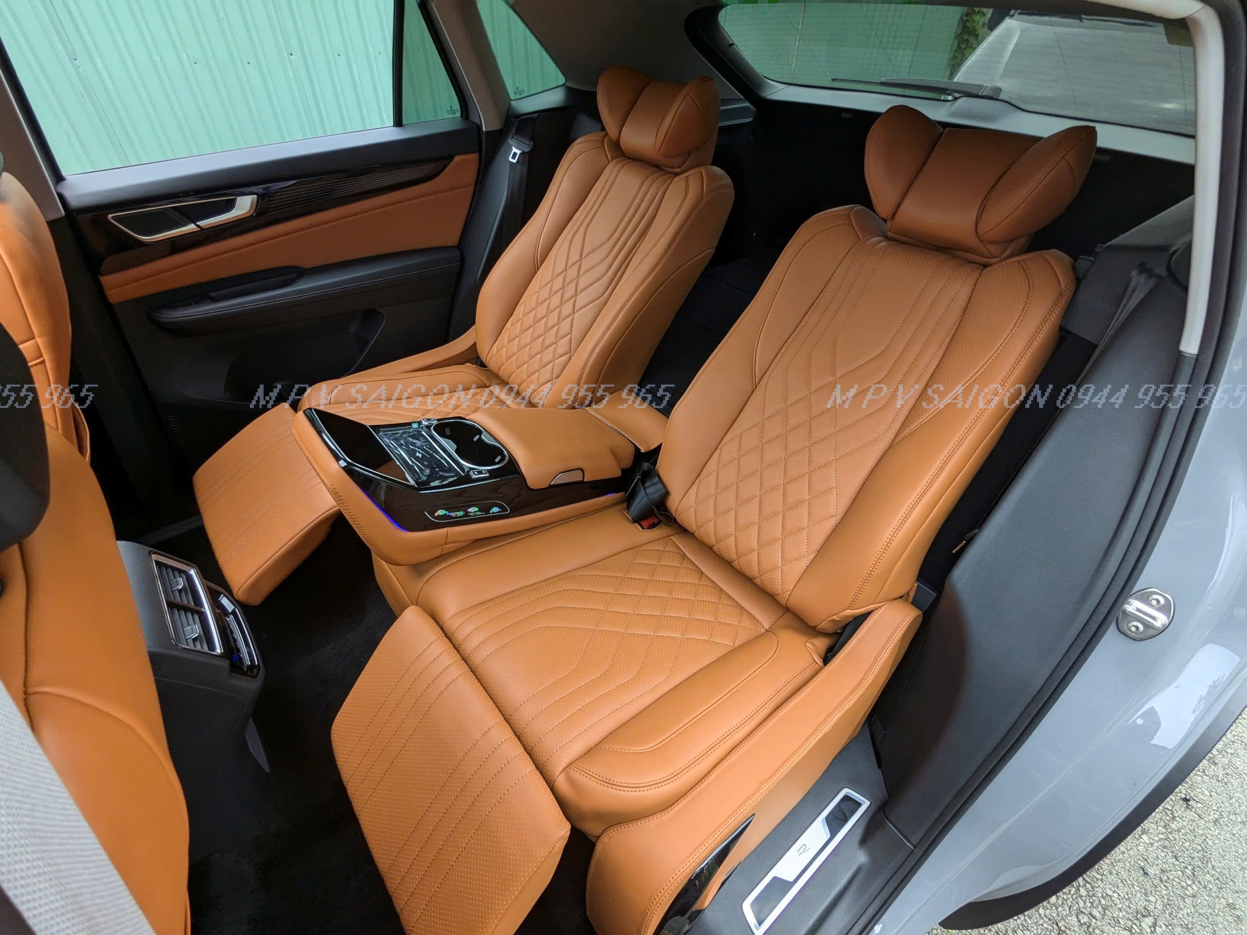 COMBO NỘI THẤT THƯƠNG GIA CHO BMW X1 TẠI MPVSAIGON