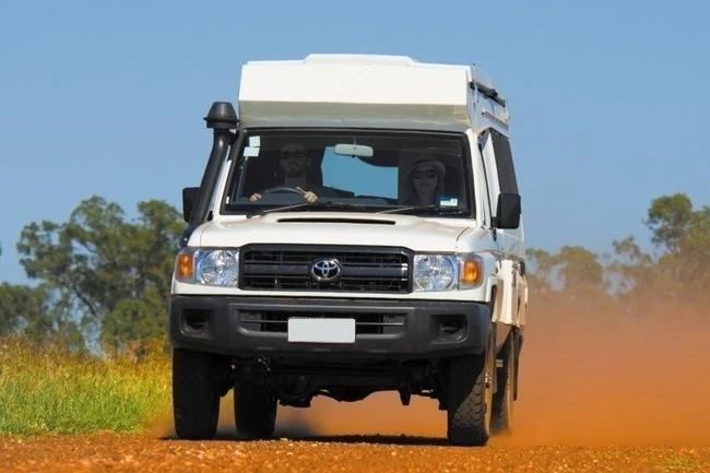 Chi tiết mẫu xe Land Cruiser độ Mobihome