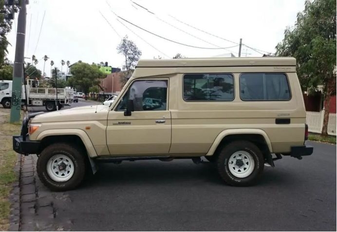 Hệ thống điện nước tích hợp trên Land Cruiser RV