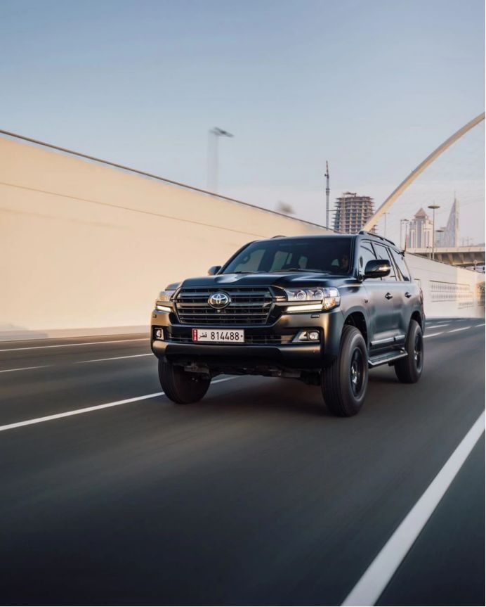 Xe bọc thép chống đạn hạng sang Land Cruiser VIP
