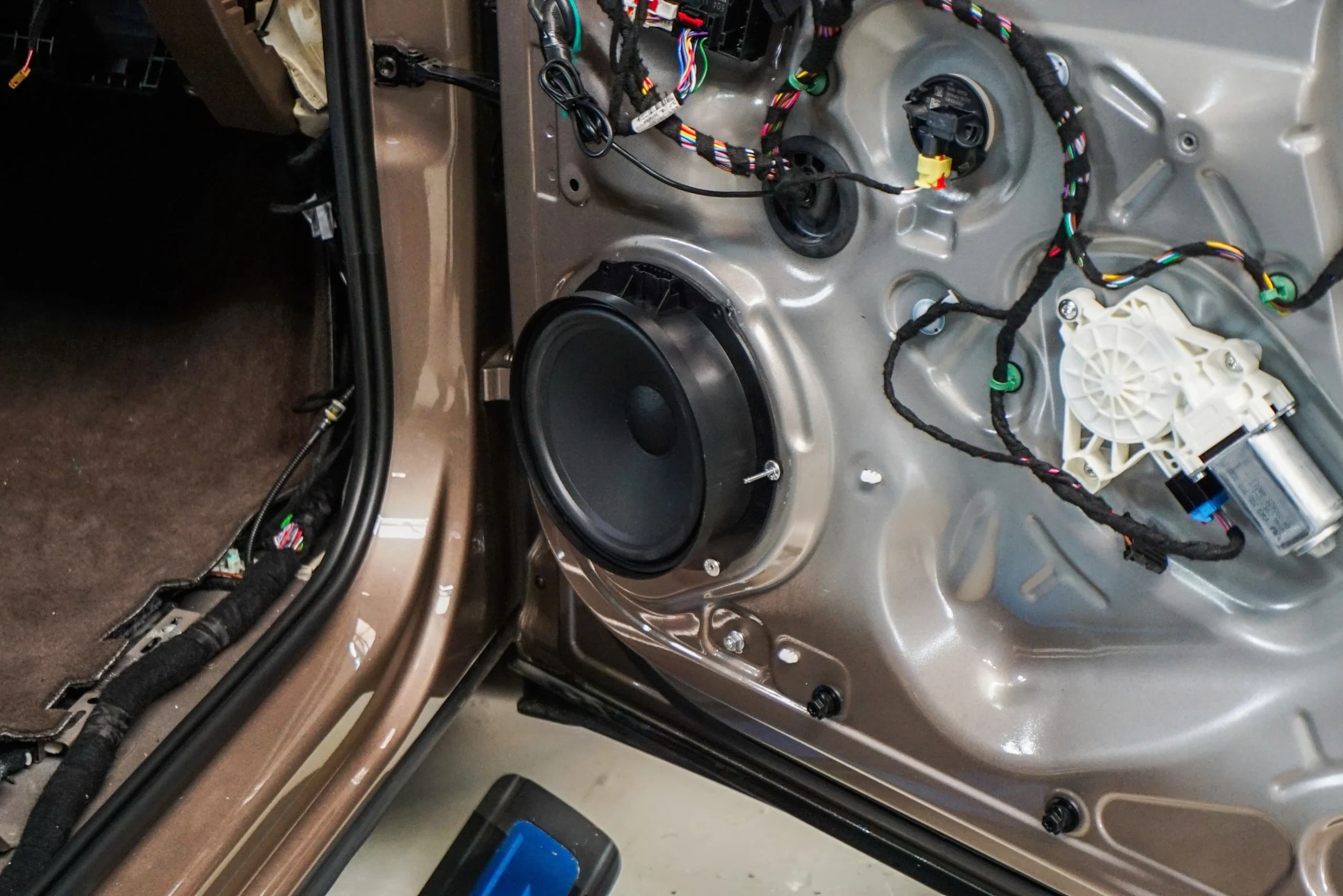 do limousine mpv sai gon