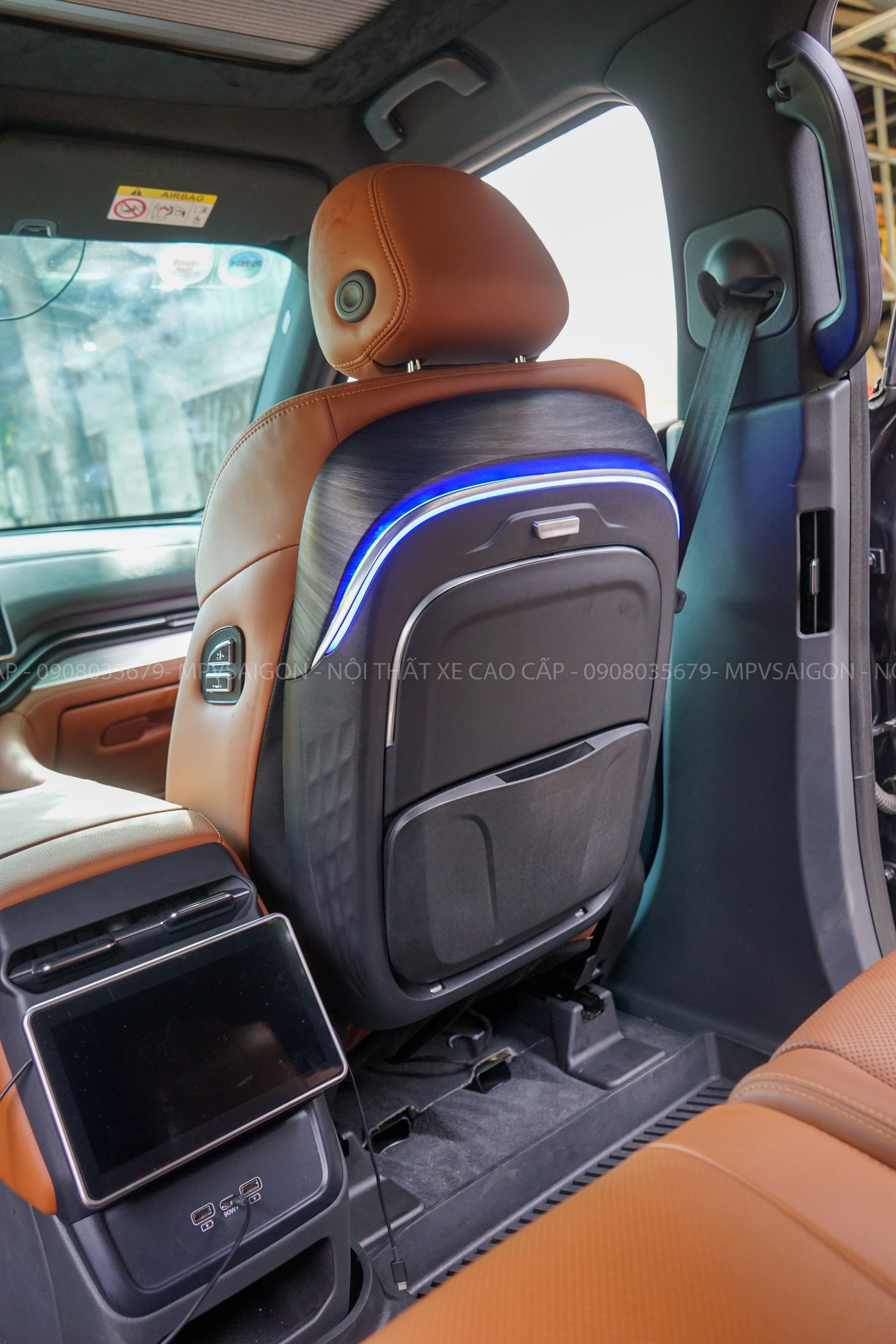 Độ Bàn Làm Việc VF9 Style Thương Gia - Ảnh 7