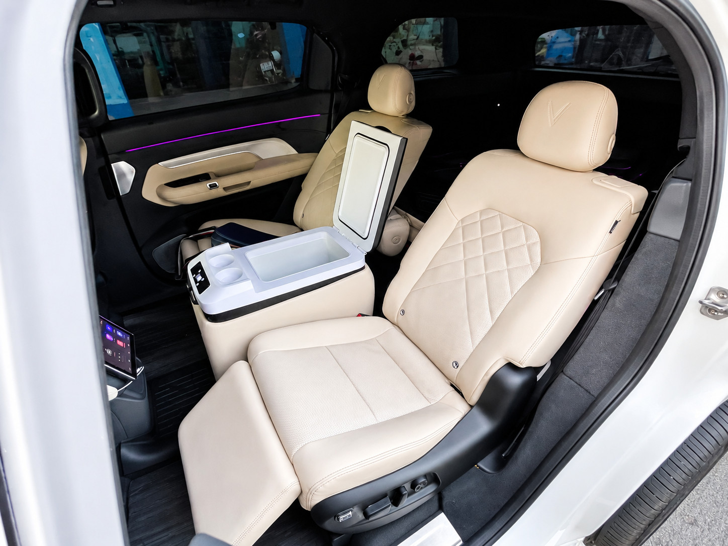 do tu lanh mini vf9