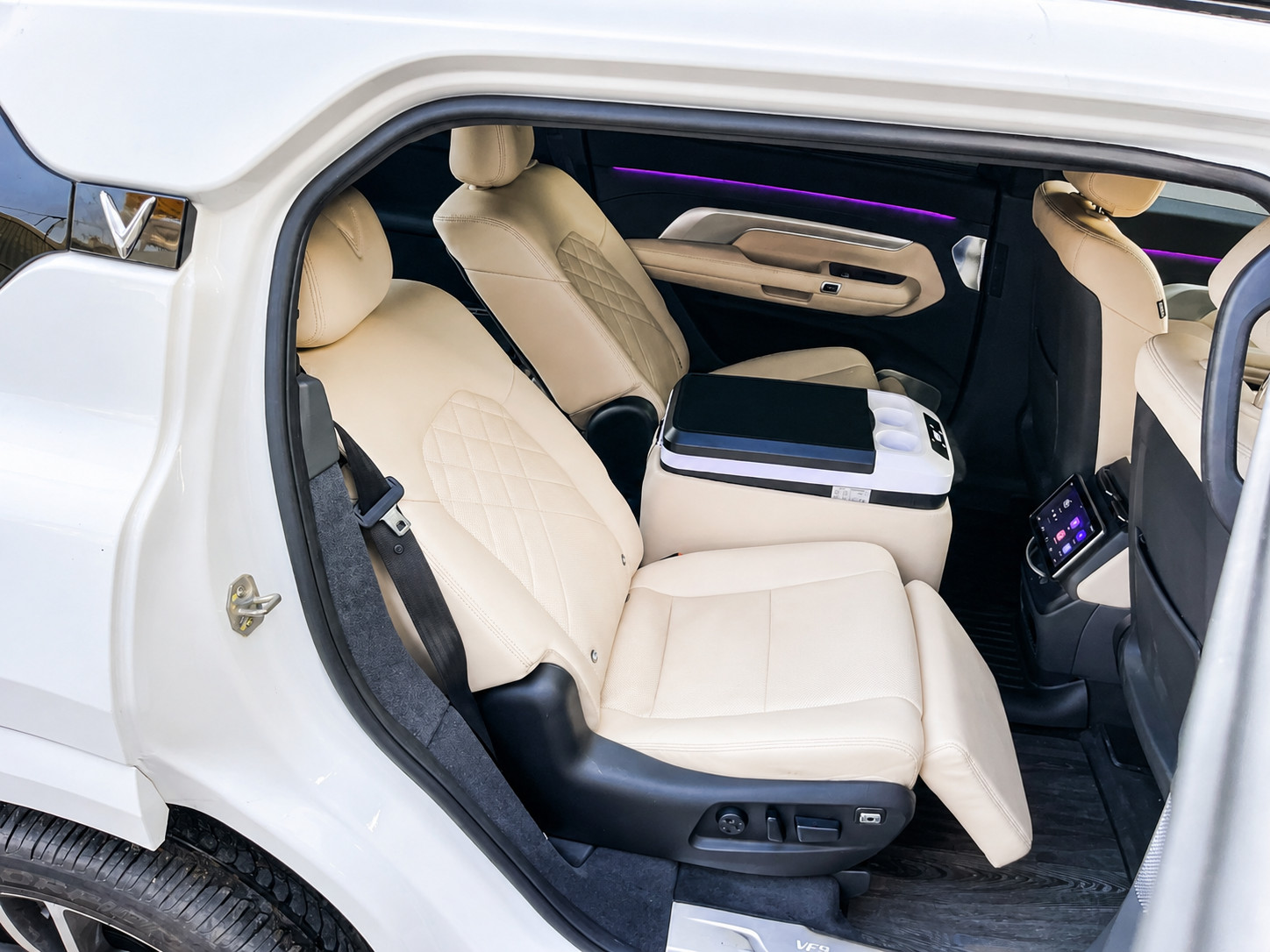 do tu lanh mini vf9