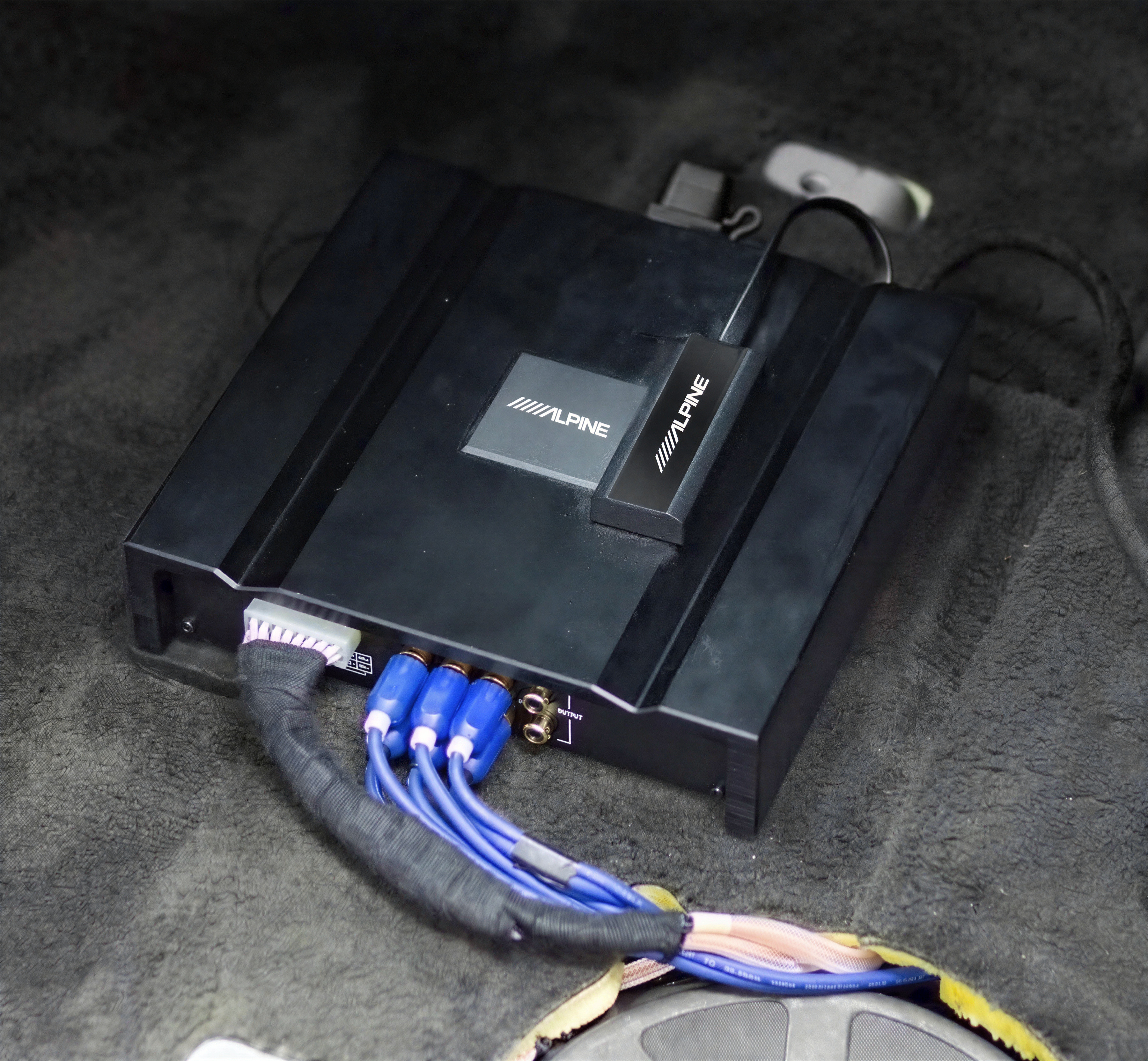 ALPINE PXE-R80-8 – DSP 8 kênh Hi-Res