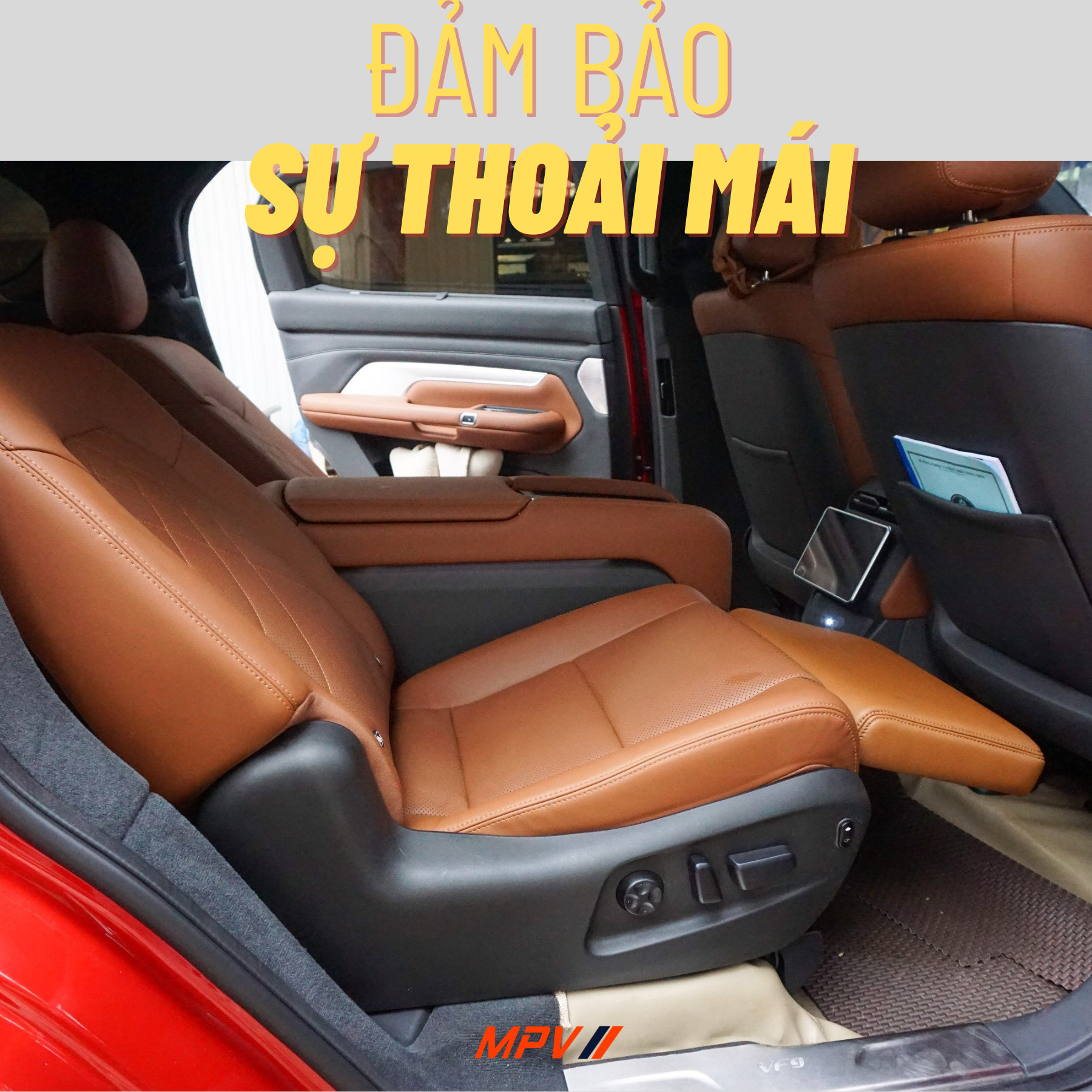 Độ cặp bệ nâng chân hàng ghế sau chuẩn limousine