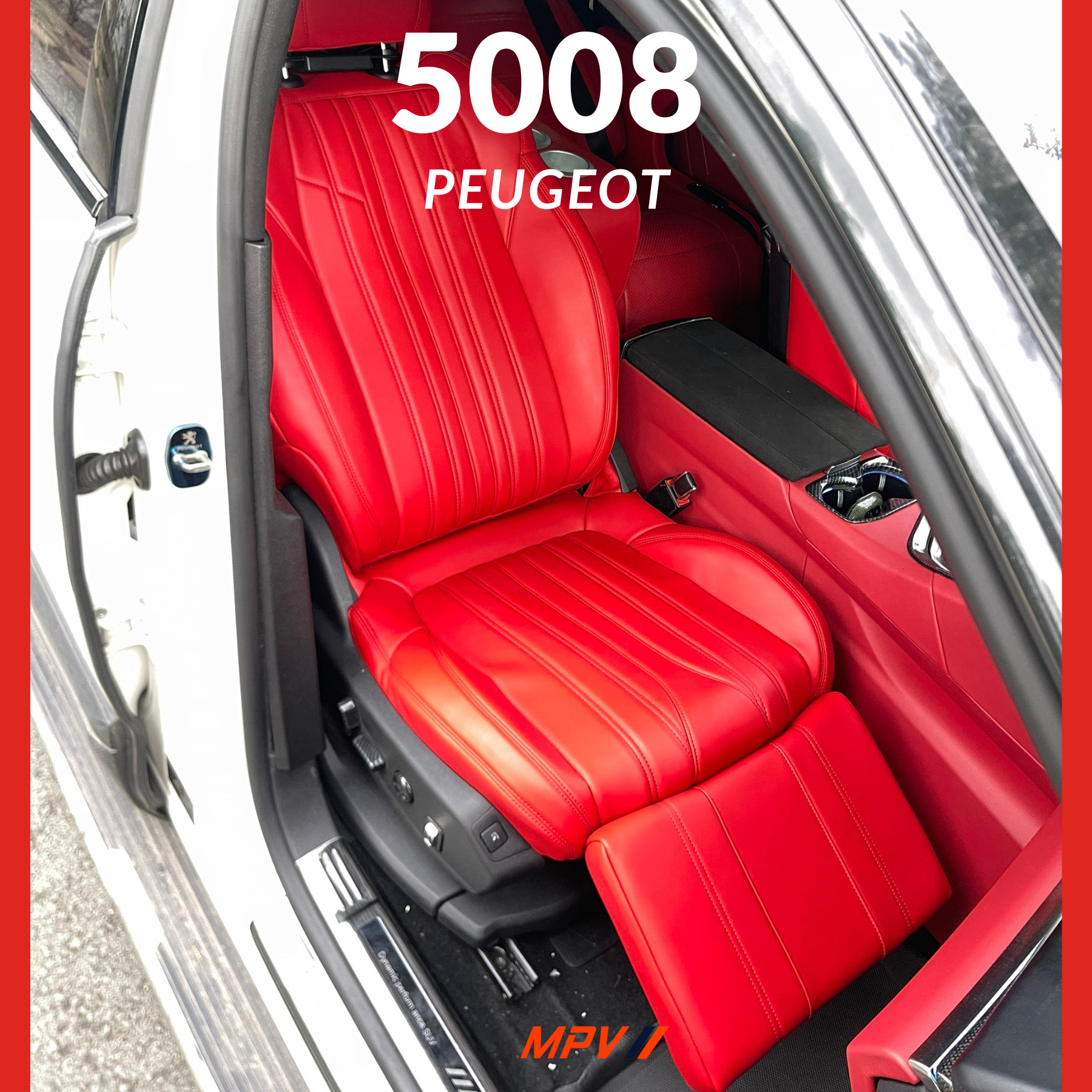 Bệ đỡ chân Peugeot 5008