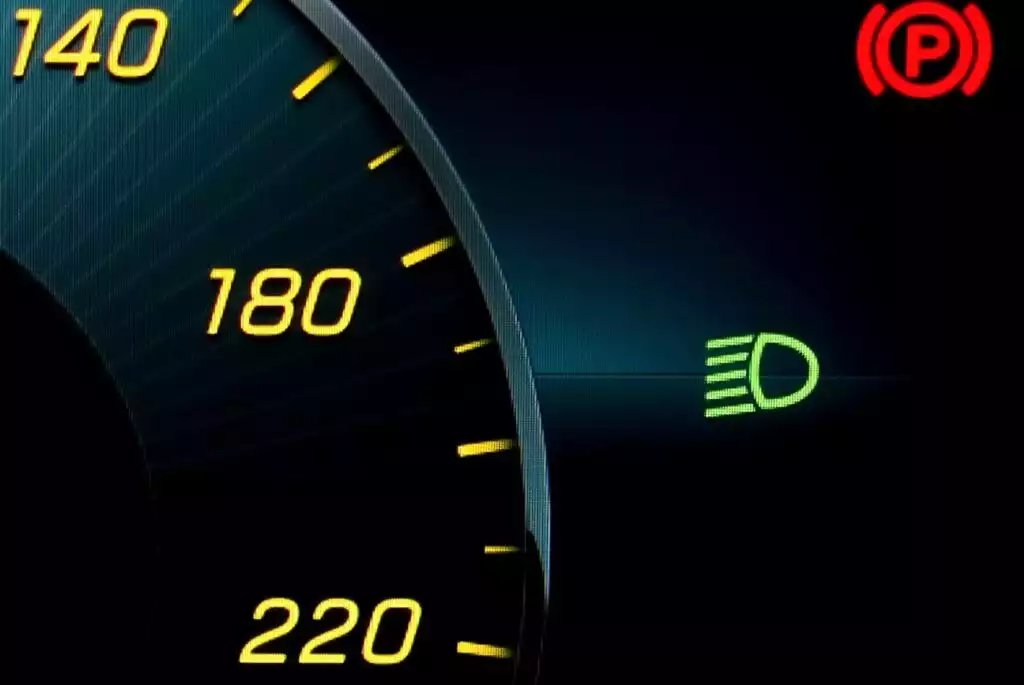 Đèn chỉ thị báo chế độ pha chiếu xa High Beam đang bật