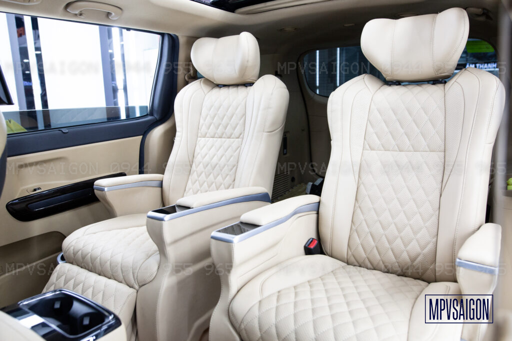 Xưởng độ nội thất Limousine tại MPVSAIGON