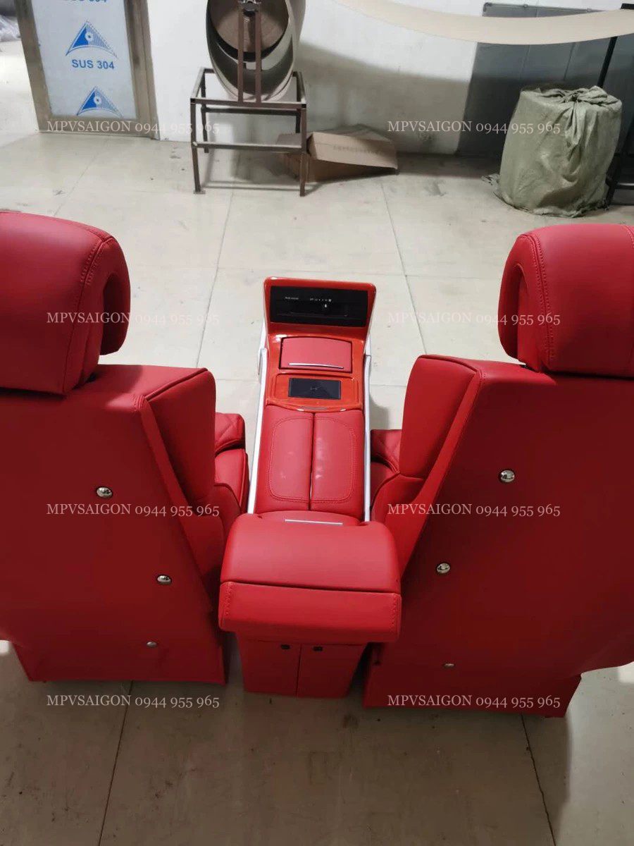 Phom ghế Limousine rộng rãi bề thế tạo tư thế ngồi uy nghiêm cho chủ nhân - Ảnh 1