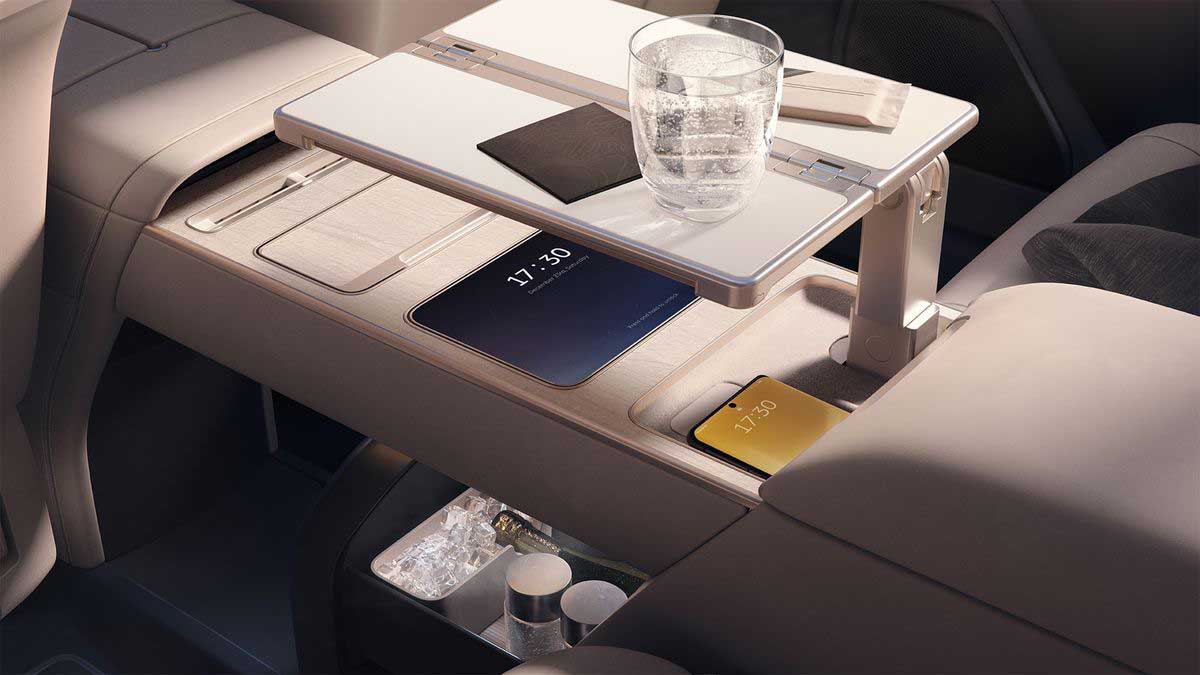 Mô hình buồng lái thông minh tùy biến cao của các dòng xe concept tương lai