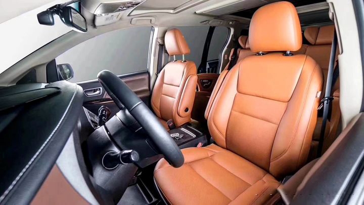 Phối phối màu sắc nội thất tone cam Hermes mang lại diện mạo kiêu sa cá tính