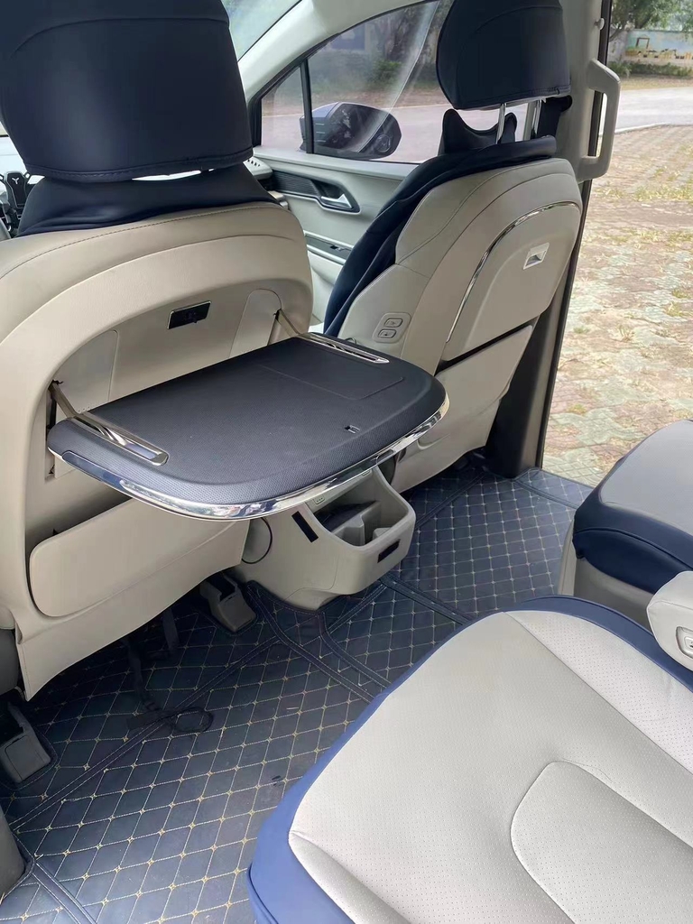 Mẫu ghế Limousine thương gia phom ôm công thái học khâu da Nappa Ý phẳng mịn mượt mà