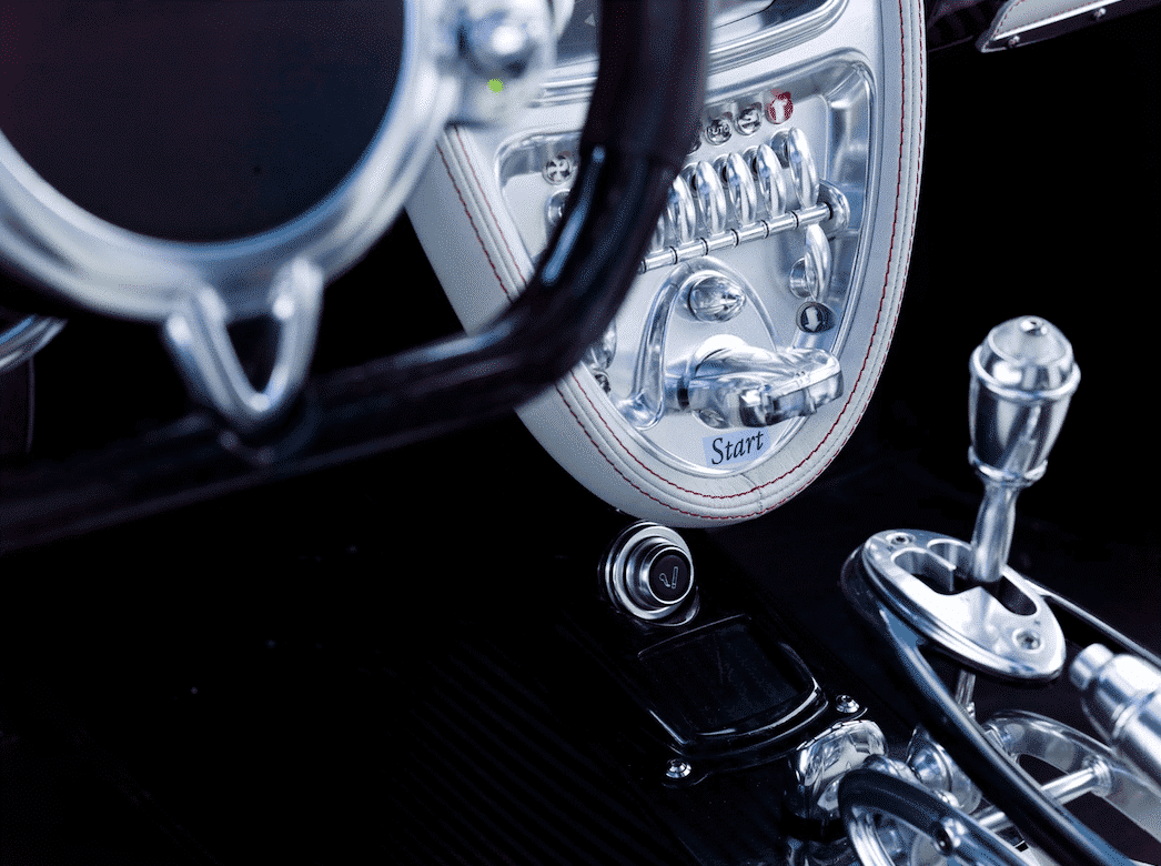 Kiến trúc cabin phi tỷ lệ nhựa độc bản tôn vinh cơ khí triết học của Pagani Huayra - Ảnh 1
