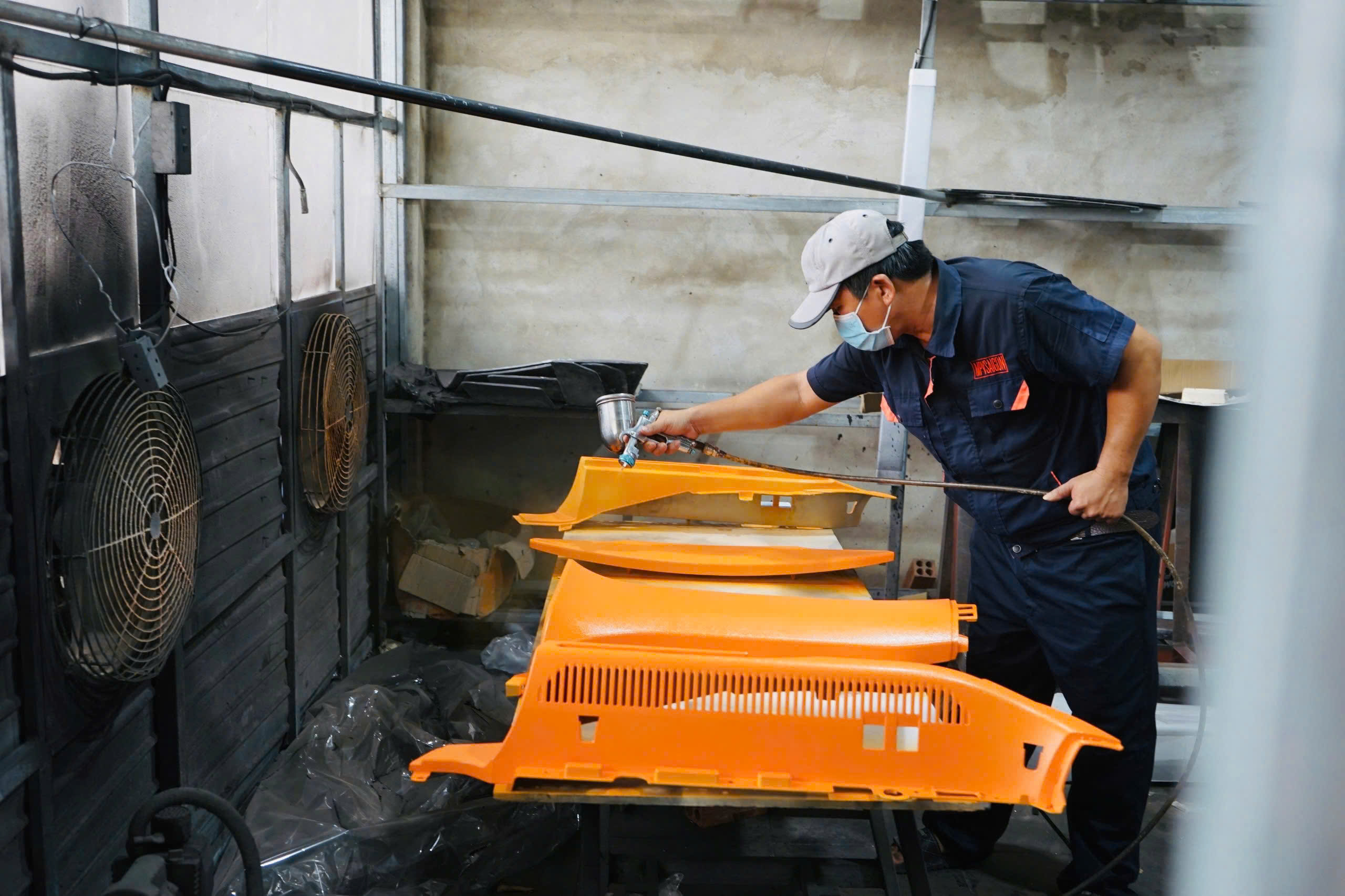 Quy trình thi công Technical chuyên nghiệp bảo vệ hệ thống mạch điện xe hơi - Ảnh 13