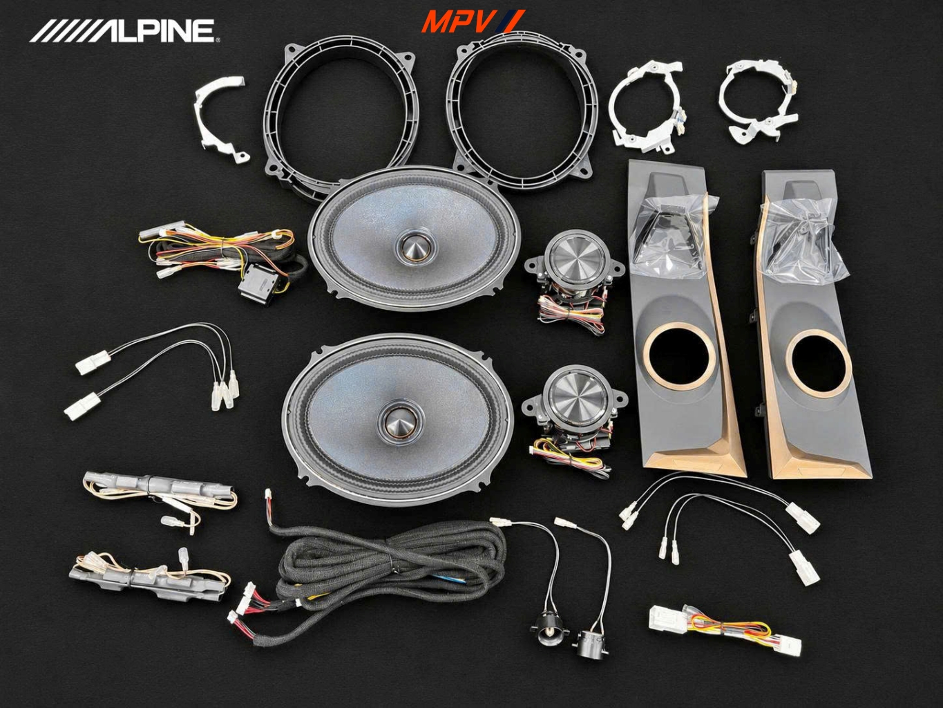 Alpine 3 way lift up: bộ nâng cấp âm thanh đáng giá cho Toyota Alphard