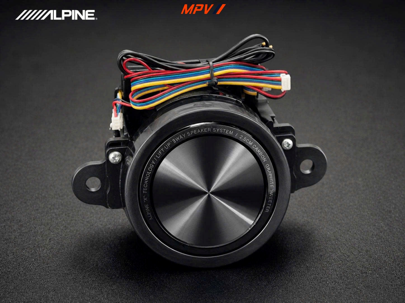 Alpine 3 way lift up: bộ nâng cấp âm thanh đáng giá cho Toyota Alphard
