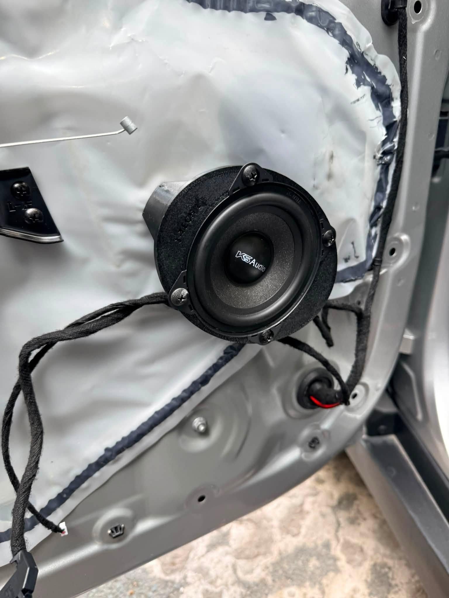 Combo Loa cánh KS Audio KS4.2 và Loa sub gầm ghế KS Audio KS10 - cho Limo Greeen và MPV7