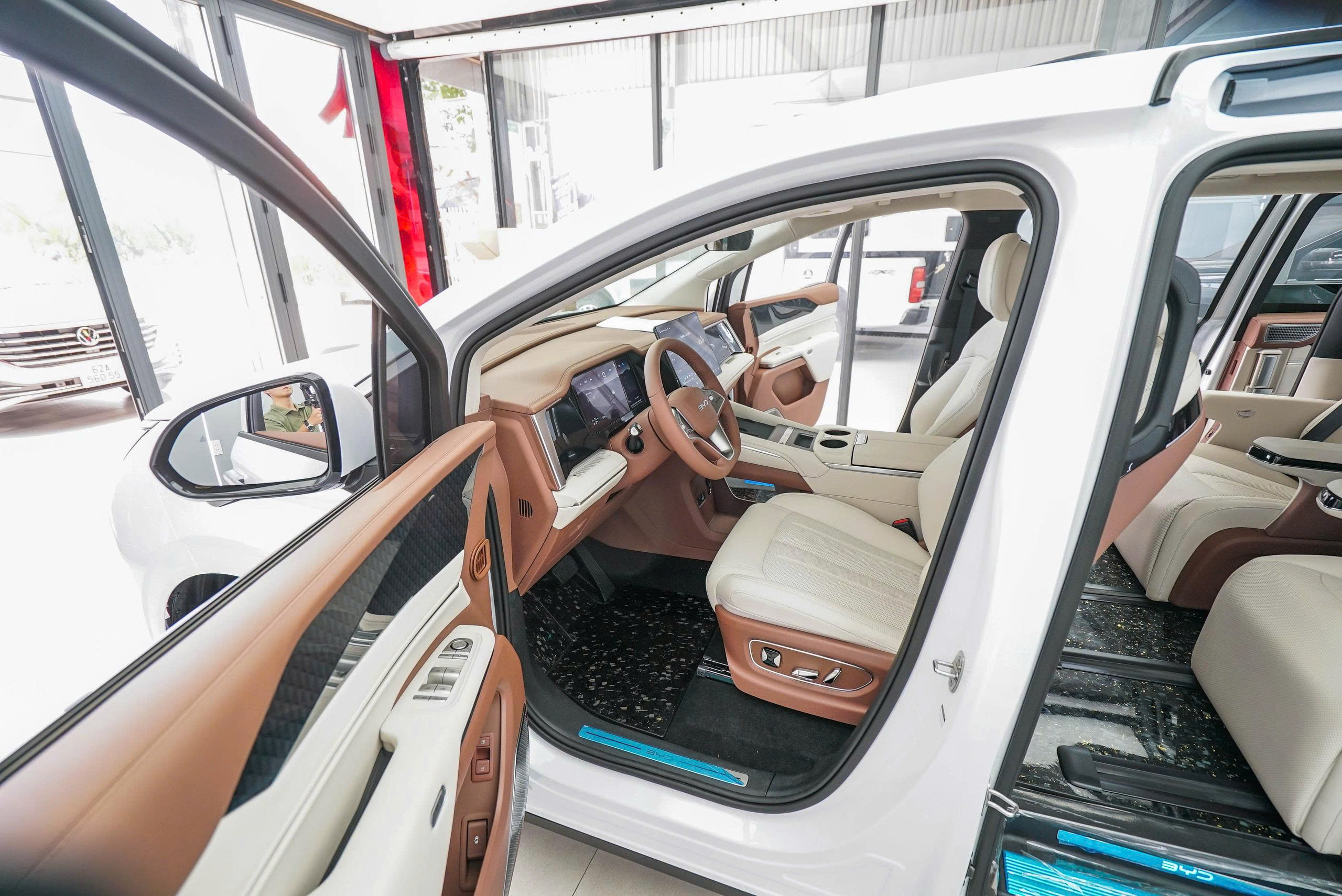 do san carbon BYD M9