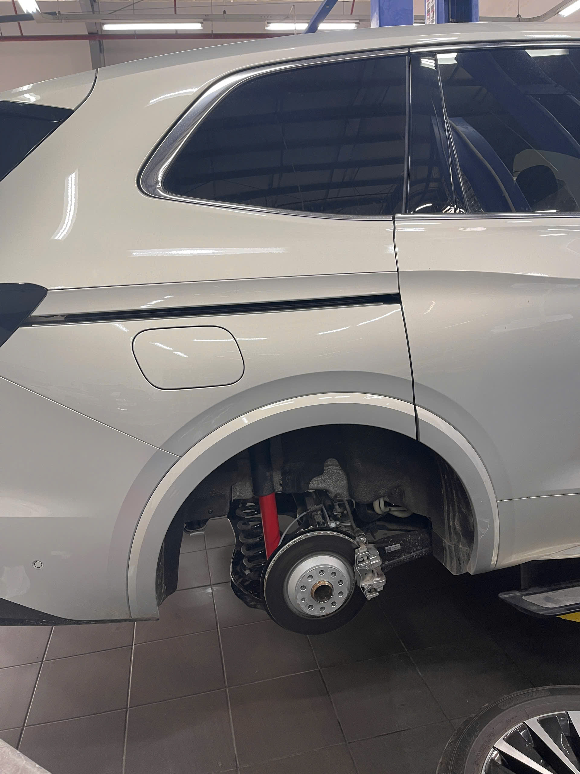 do phuoc koni alphard