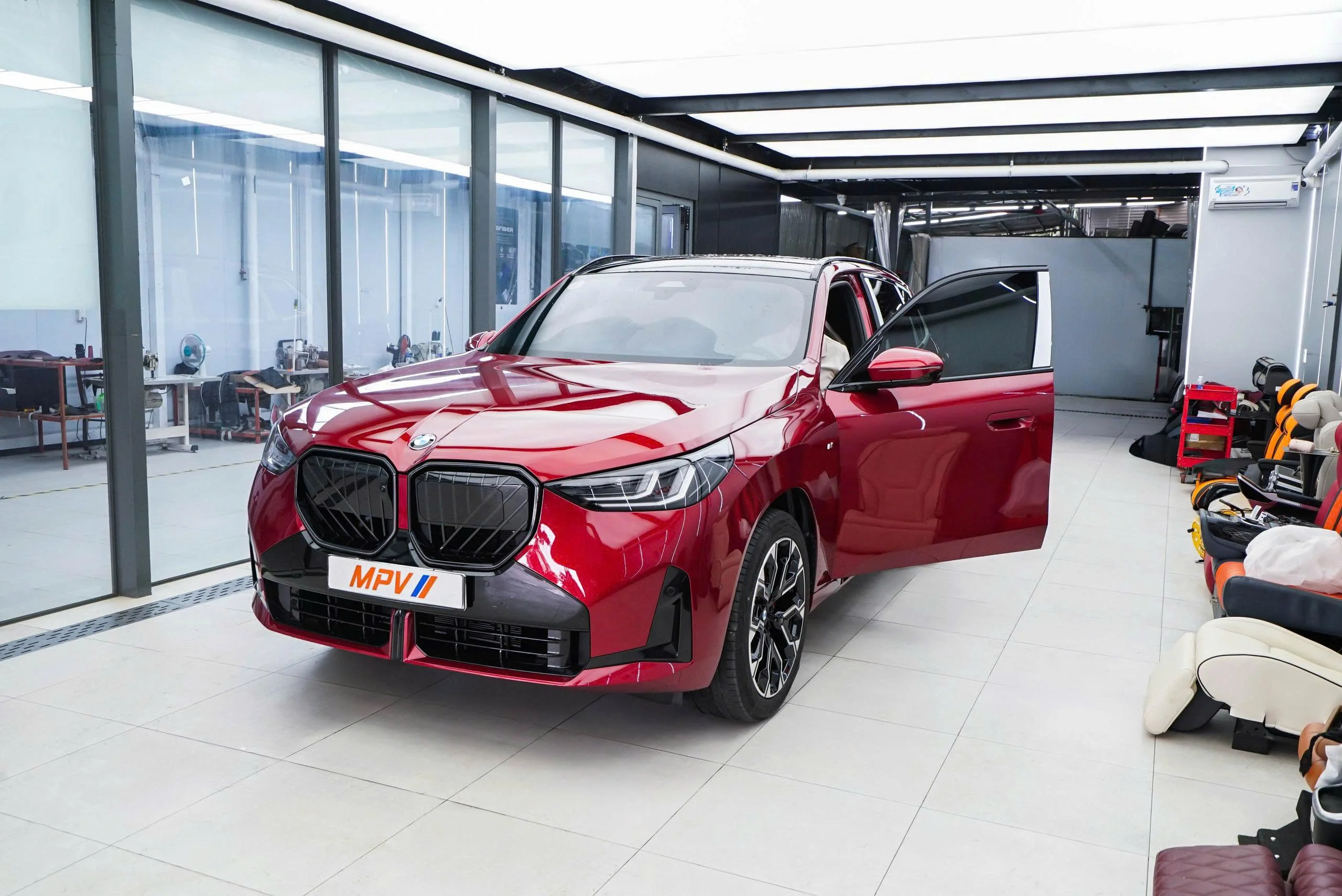 ĐỈNH CAO VỚI GIẢI PHÁP ĐỔI MÀU NỘI THẤT BMW X3 TOÀN DIỆN