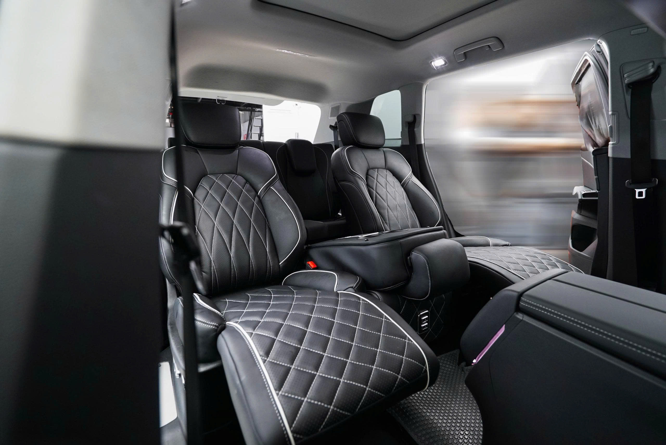 Mau ghe MBS - Do limousine oto MPV Saigon
