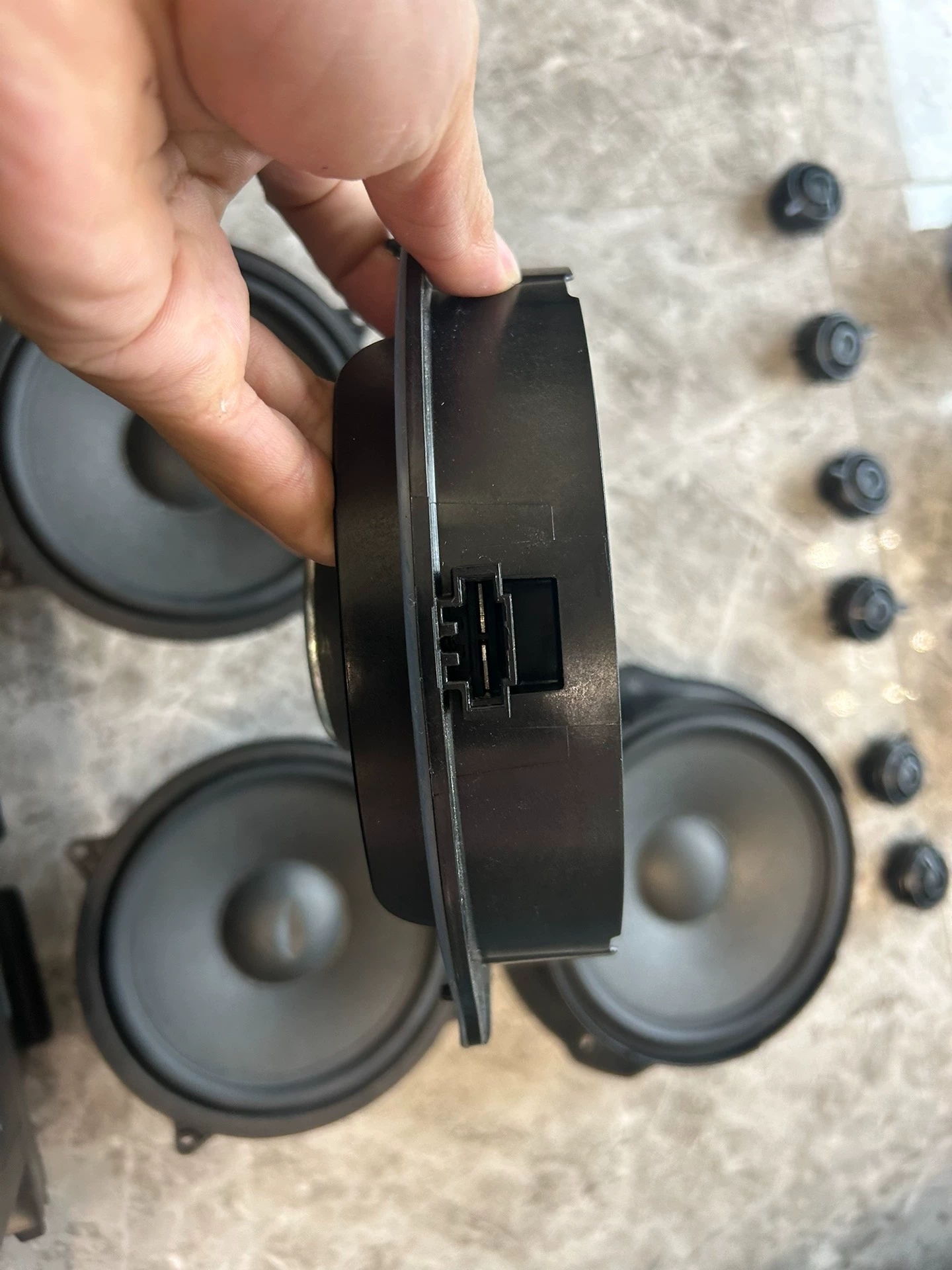 Loa Woofer Canh Cua 2 - Hinh 17